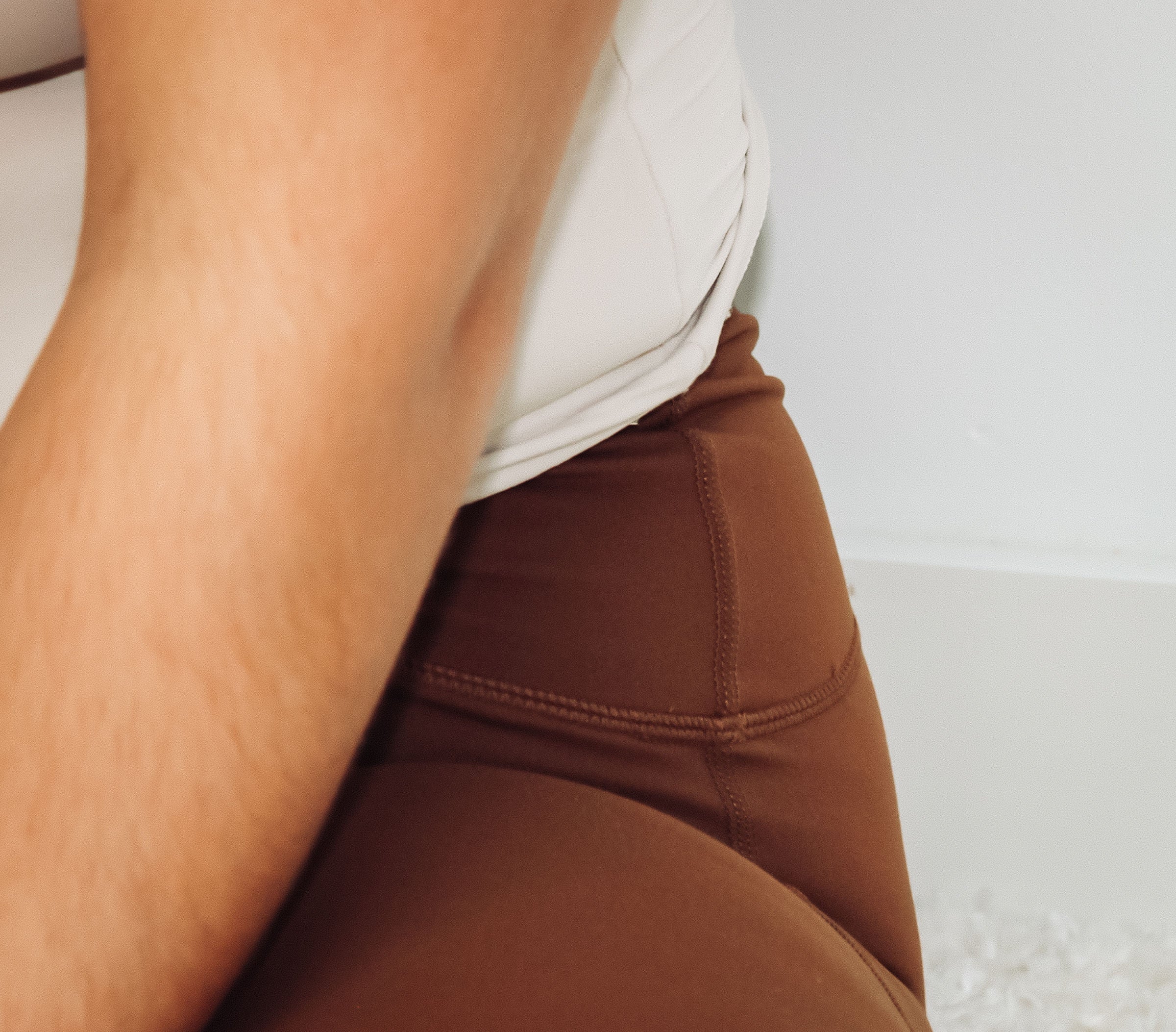 LE SILHOUETTE – Pantalon flare sculptant à taille haute