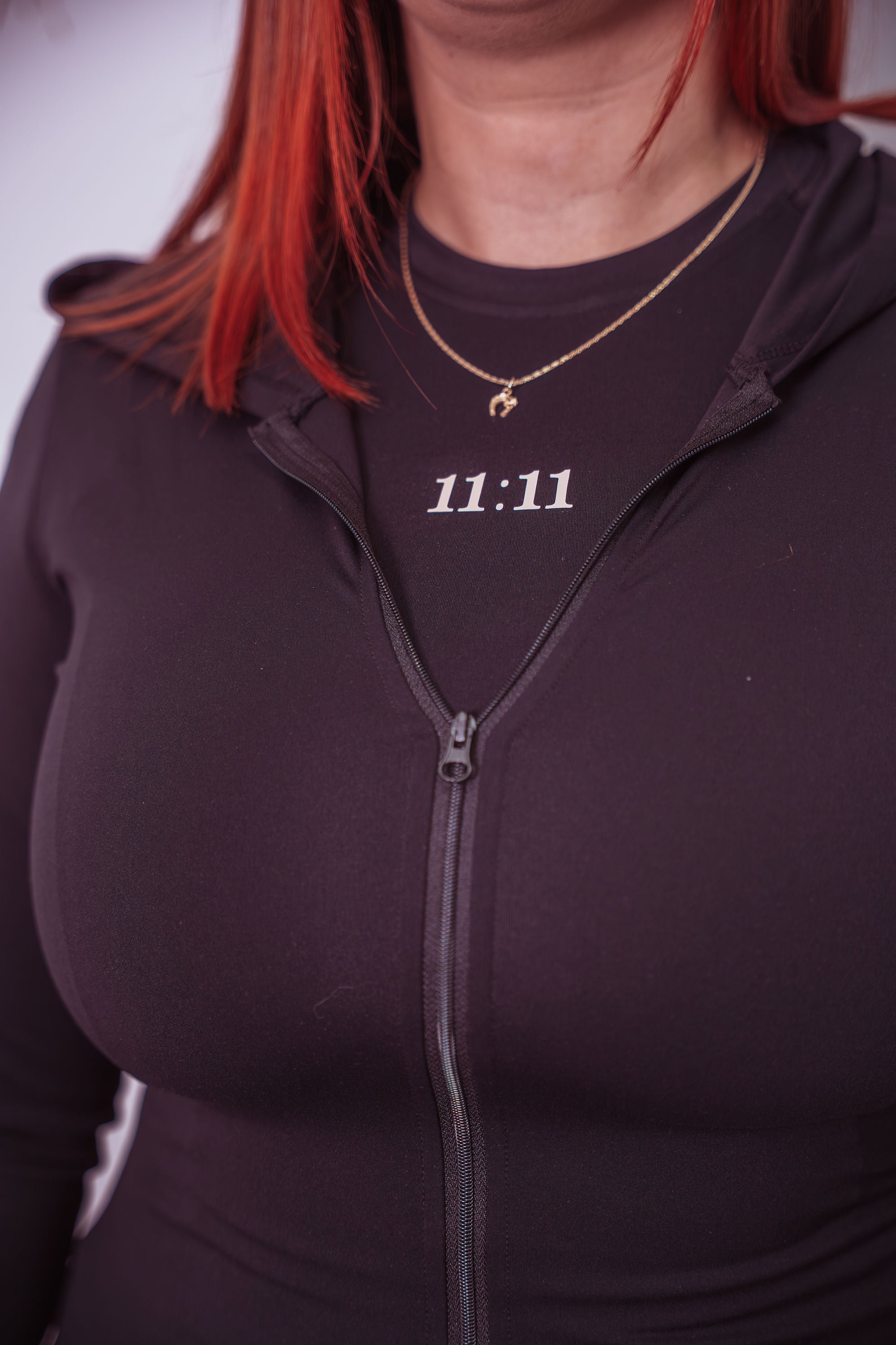 LE CROP TOP -  11:11