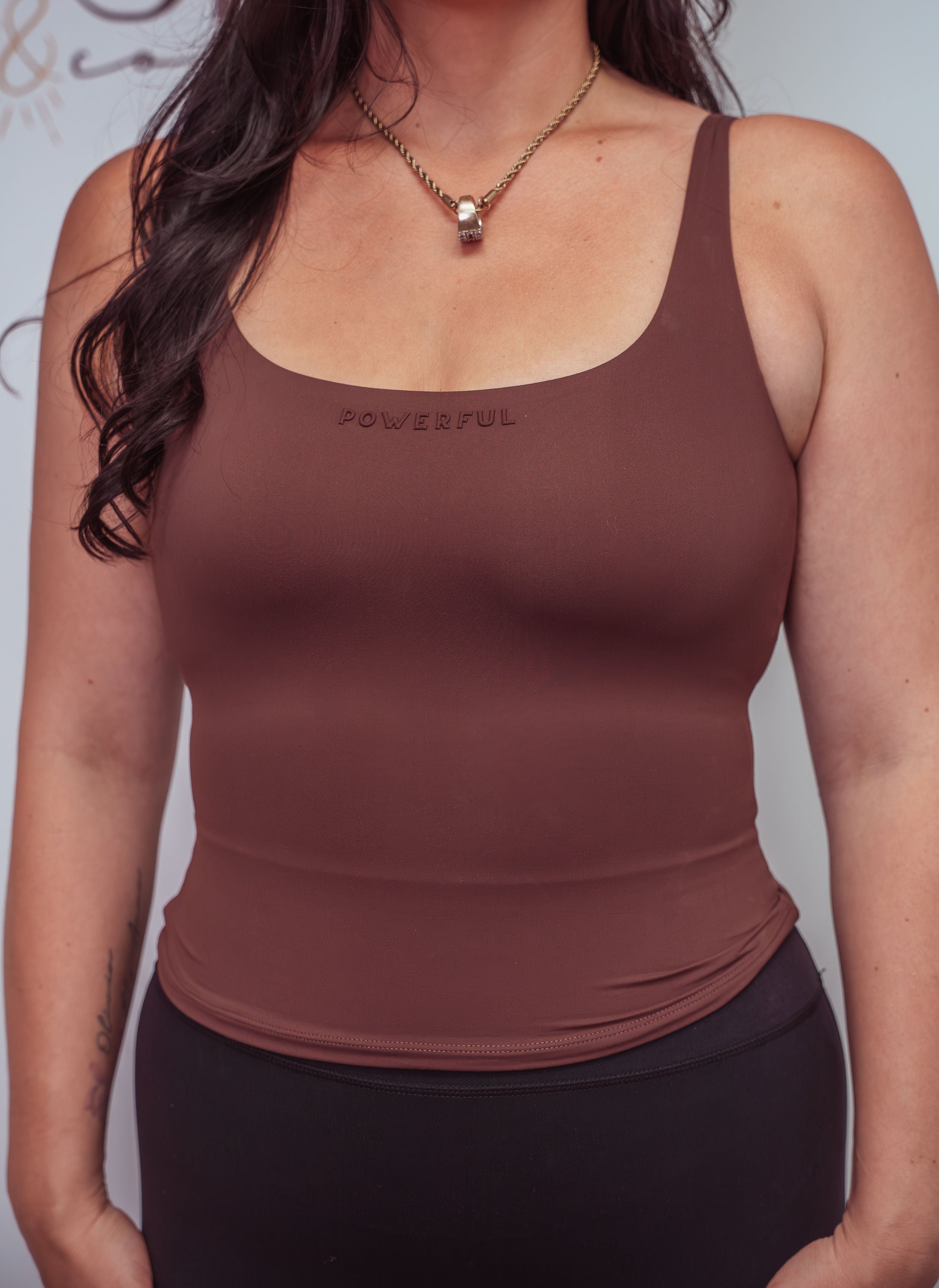 LA POWERFUL – La Cami coup de cœur Plush&co